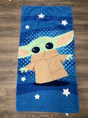 Grogu (Baby Yoda) Plush Beach Towel - Blue & Green Star Wars Mandalorian